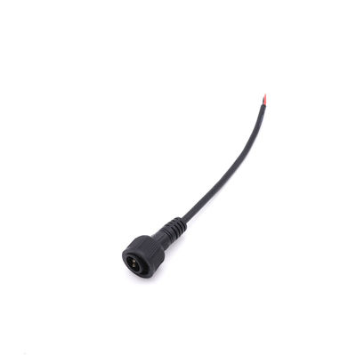 ब्लैक वाटरप्रूफ एलईडी लाइट केबल कनेक्टर एम14 स्क्रू टाइप 6ए क्यूरेंट रेटिंग