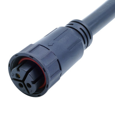 एलईडी प्रकाश व्यवस्था के लिए IP67/IP68 M25 कोहनी जलरोधक केबल कनेक्टर